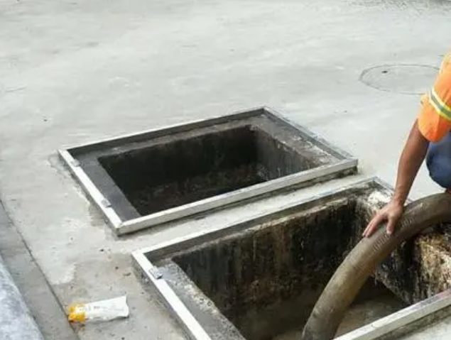 龙楼镇化粪池清理
